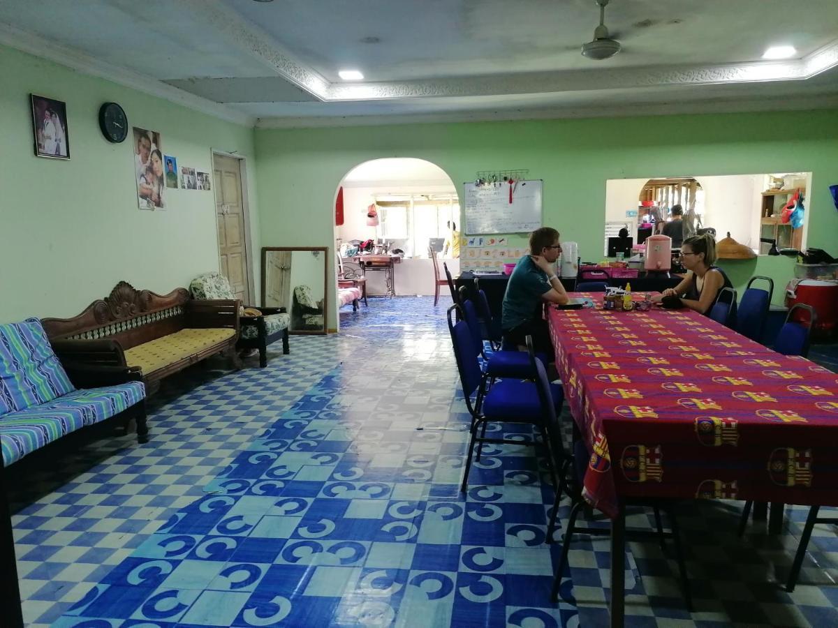 Homestay Diana Mulu